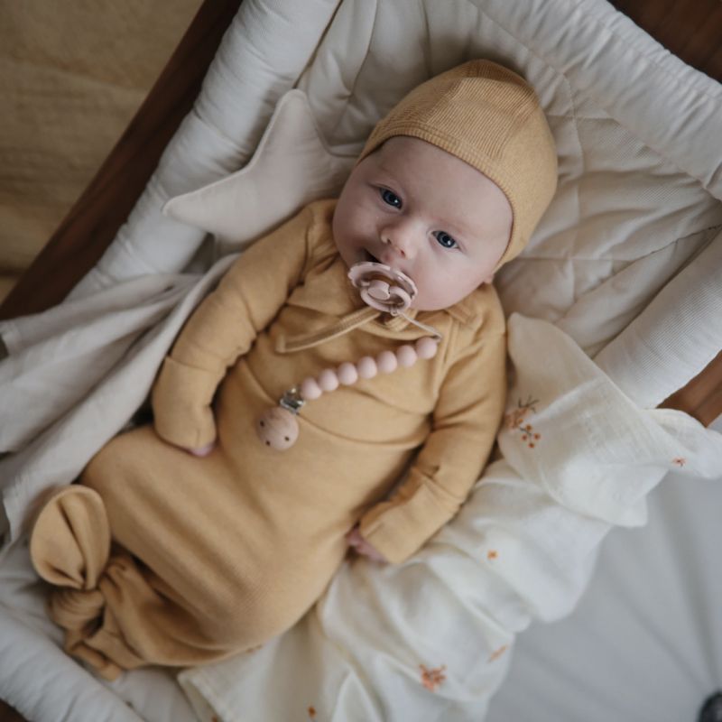 Mushie - Bonnet bébé - Mustard Melange - Le Petit Zèbre