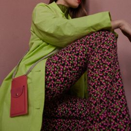 Pochette pour gsm The Sticky Sis Club - La Promenade - Ton sur ton - Tulip pink